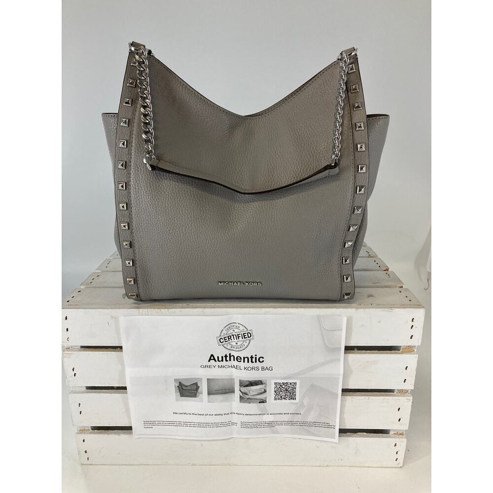 MICHAEL KORS LARGE GRAY PEBBLED LEATHER STUDED SHOULDER BAG
